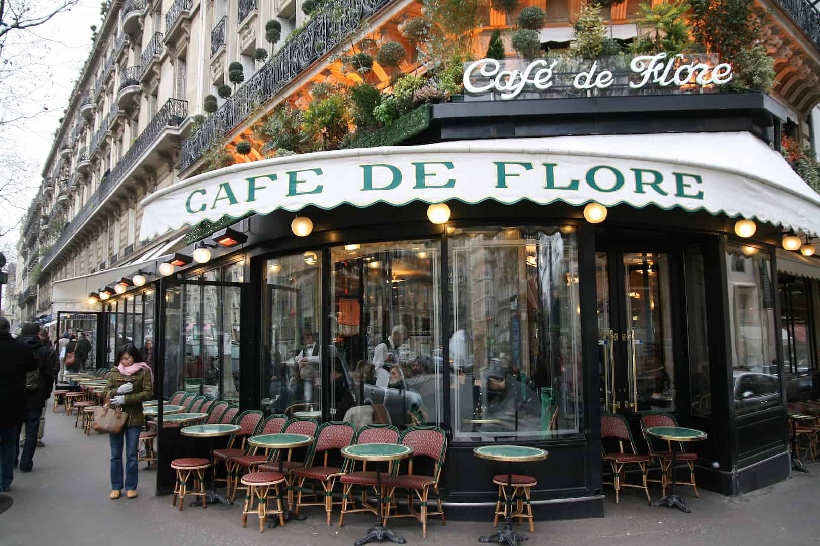 Café de Flore - ένα από τα διάσημα καφέ του Παρισιού